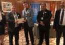 تسليم شهادات خلال مؤتمر فينيسيا في لبنان-بيروت
